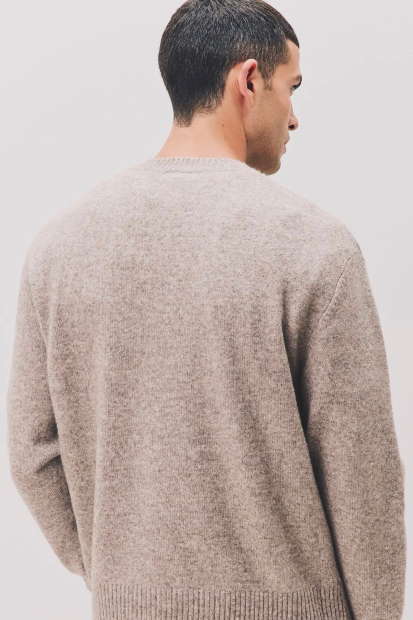 Relaxed Fit knitted Crew Neck Neutral Cream